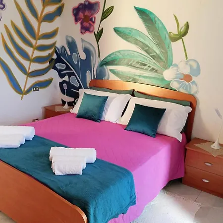 Romy House فندق مبيت وإفطار 3*